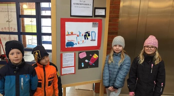 Elever har utställning om hälsa på vårdcentralen