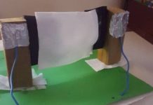 Elever lär om elektricitet och får uppdrag från Världsbanken